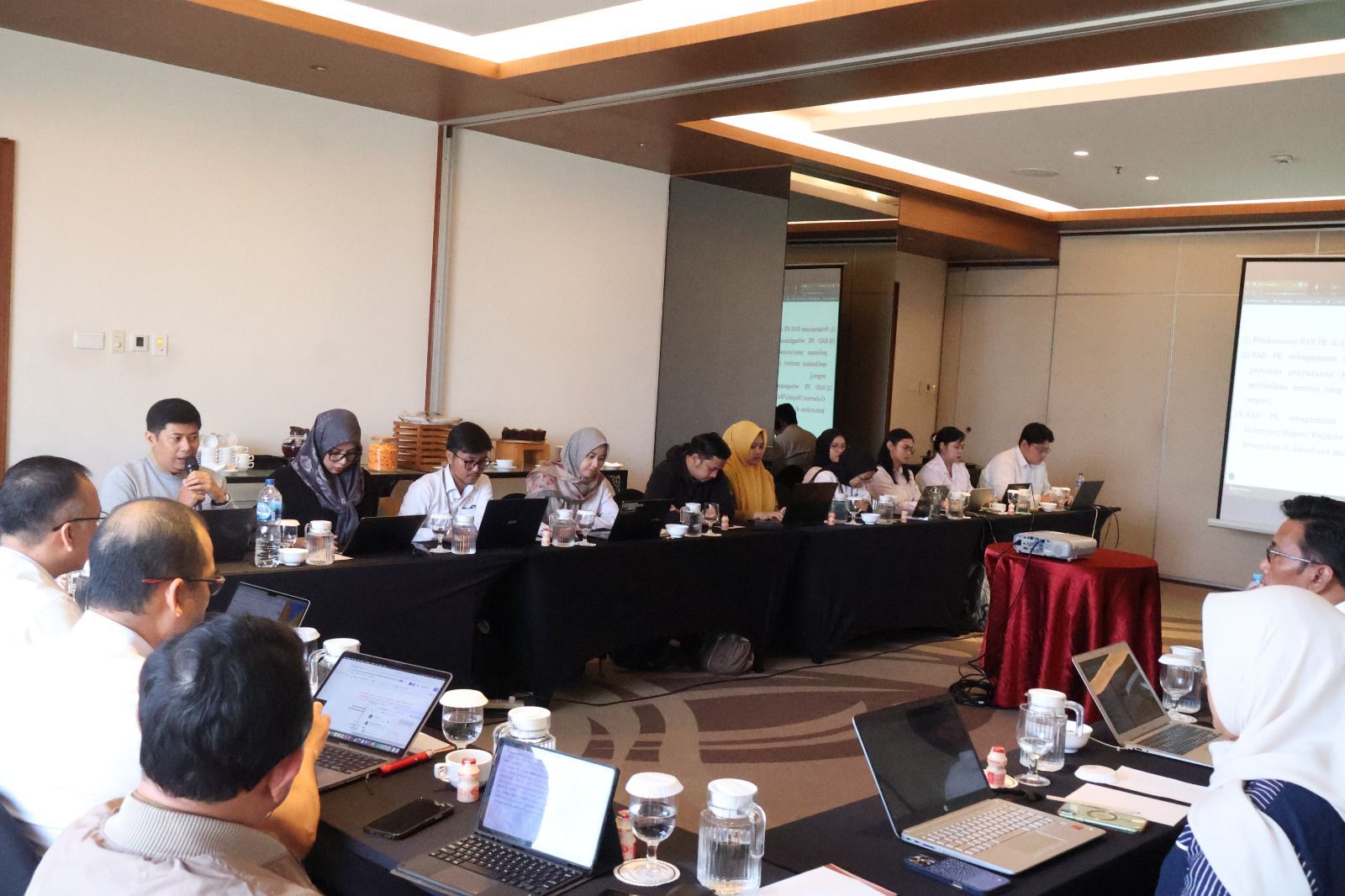 SUBBAGIAN HUKUM MENGHADIRI RAPAT PENYEMPURNAAN RANCANGAN PERPRES RAN PE 2025-2029