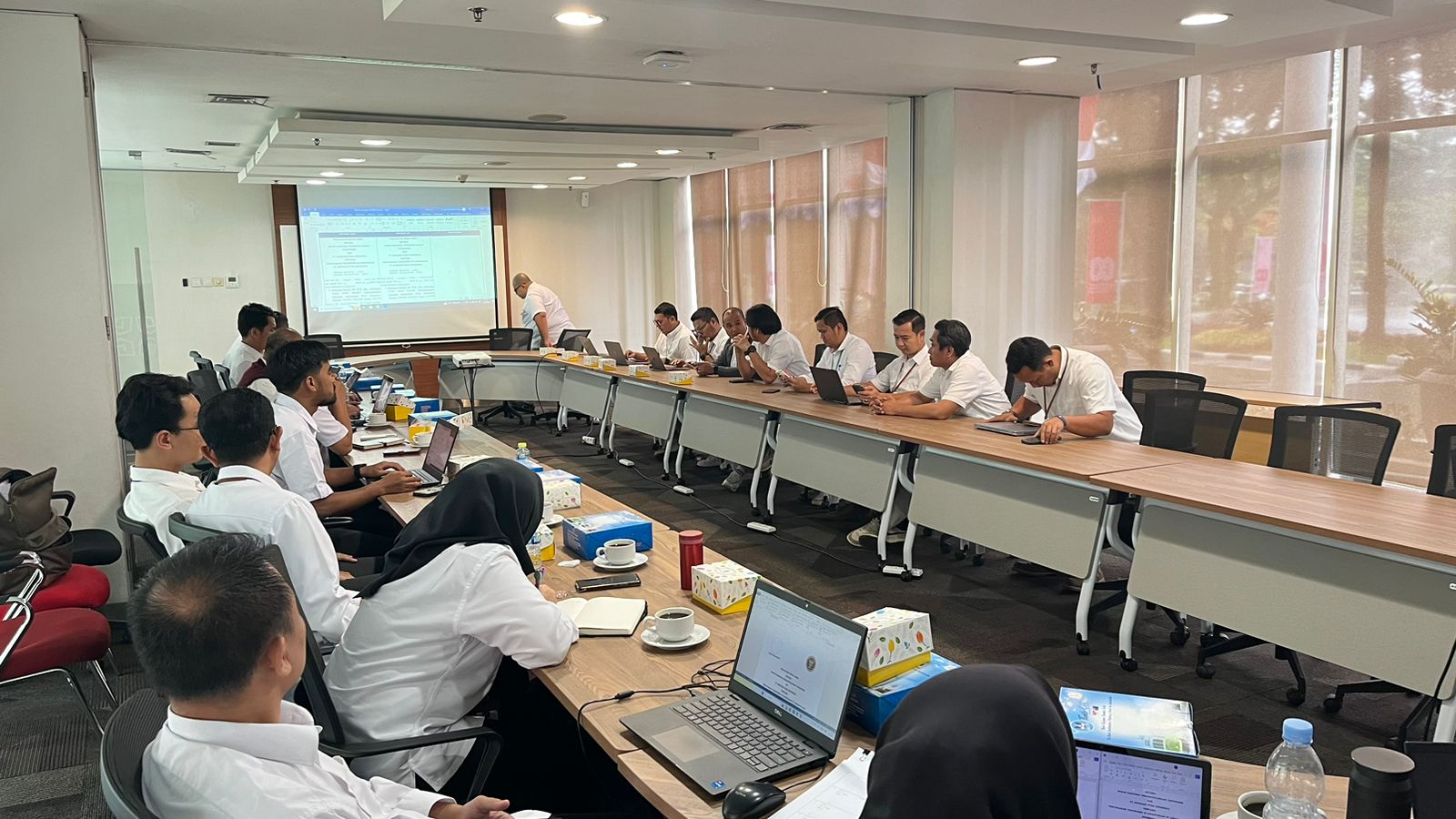 SUBBAGIAN HUKUM MENGHADIRI RAPAT TERKAIT PEMBAHASAN PEMBAHARUAN PERJANJIAN KERJA SAMA ANTARA BNPT DENGAN PT ANGKASA PURA INDONESIA